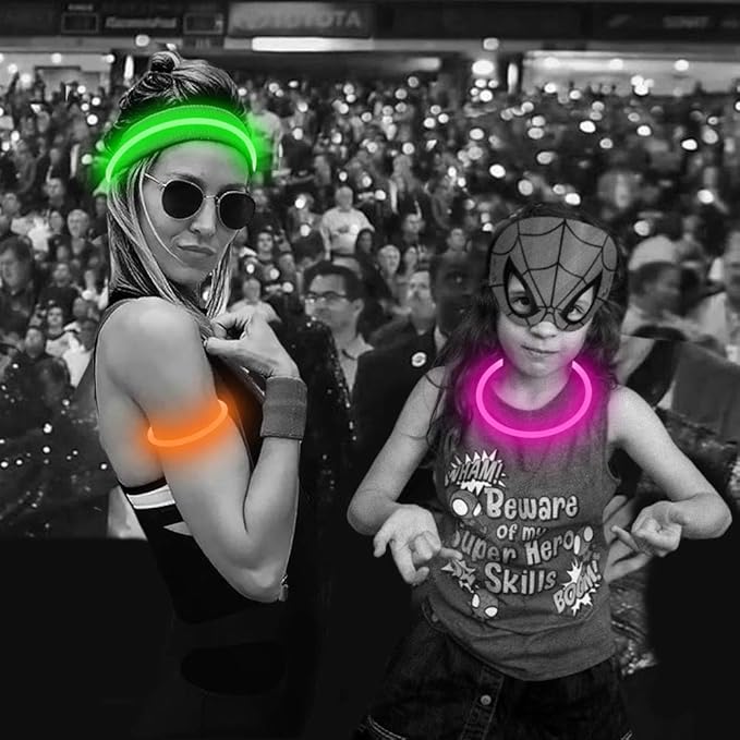 Flashseen LED Dog Collar, USB Rechargeable Glowing Lighted Up Collar, Cuttable Water-Resistant TPU Safety Collar Lights for Small Medium Large Dogs