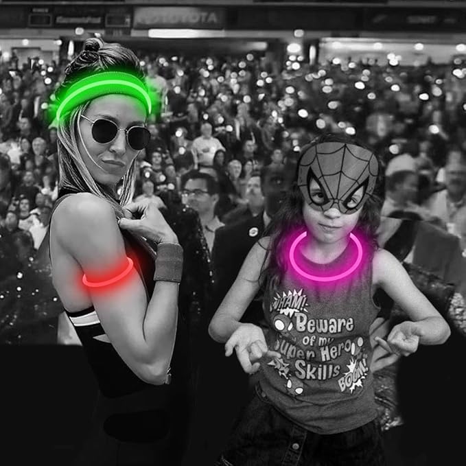 Flashseen LED Dog Collar, USB Rechargeable Glowing Lighted Up Collar, Cuttable Water-Resistant TPU Safety Collar Lights for Small Medium Large Dogs