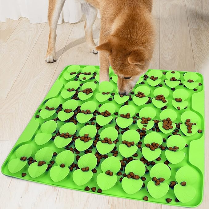 Large Silicone Snuffle Mat for Small Medium Large Dogs Slow Down Eating,Slow Feeder Lick Mat for Dry Wet Food for Pet Encourages Natural Foraging Skill,Relieving Stress (Green)