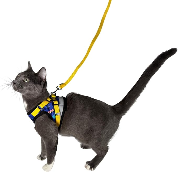 Travel Cat Harness and Leash Set - Adjustable Fit Mesh Harness and Reflective Strap - Comfort Walking Vest for Kitten for Outdoor Walking, Hiking (Large, 90s Cat)