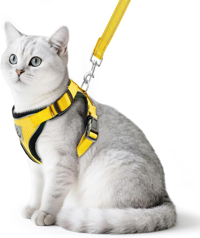 PUPTECK Cat Harness and Leash Set Escape Proof Reflective Cat Walking Harness Adjustable Soft Breathable Mesh Vest for Small Pets, Yellow, S