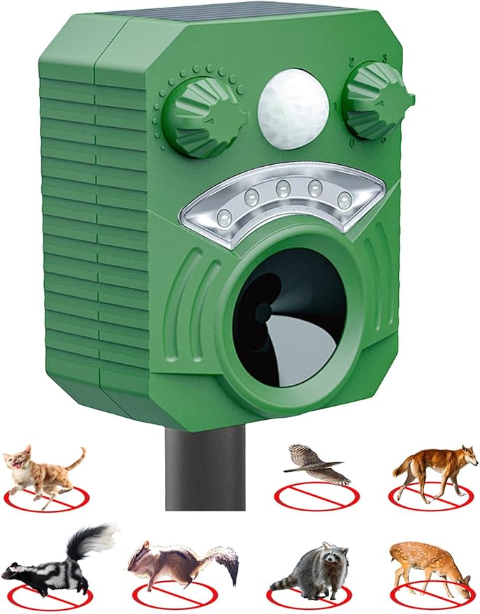 Pest Control Squirrel Repellent Deer Cat Repellent Outdoor Ultrasonic Pest Repeller Animal Scare Away