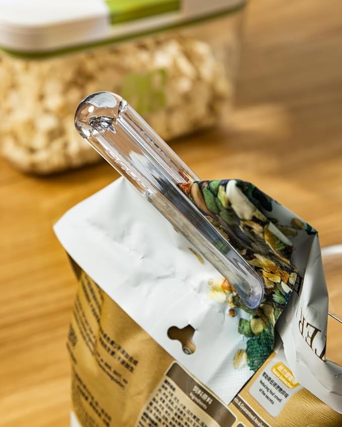 200ML Airtight Dog food spoon,Dog Treat spoon With Measuring,Dry Pet Food spoon for Dogs,Cats,and Birds 200ML Measuring spoon with handle