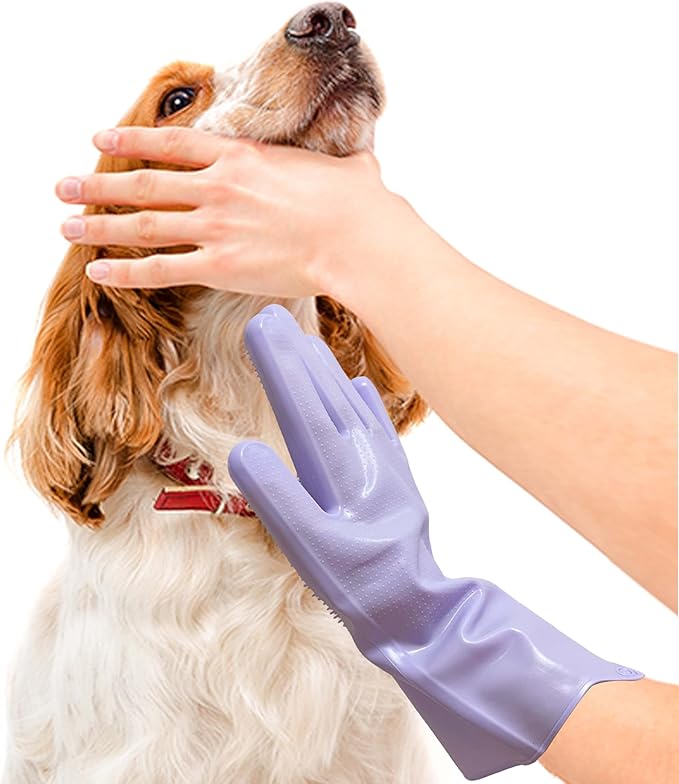Pet Grooming Gloves，Heat-Resistant Silicone Gloves with High-Density Teeth for Enhanced Massaging and Bathing of Dogs and Cats (Purple, 1 Pair)