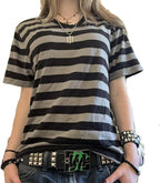 Gothic Tees for Women Y2K Grunge Graphic Short Sleeve Crew Neck T-Shirts 90s Vintage Aesthetic Emo Clothes