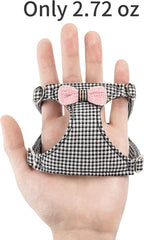 Puppytie No Pull Dog Harness with Multifunction Dog Leash,Soft Adjustable No Choke Escape Proof Pet Harness Vest for Medium Dogs,Knitted Black-White,M