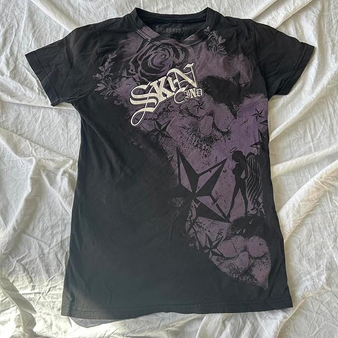 Gothic Tees for Women Y2K Grunge Graphic Short Sleeve Crew Neck T-Shirts 90s Vintage Aesthetic Emo Clothes