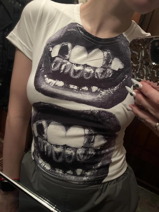 Baby Tees Y2k Shirt 2000s Fashion Cute Shirts 90s Outfit Woman Graphic Tees Y2k Vintage Clothes