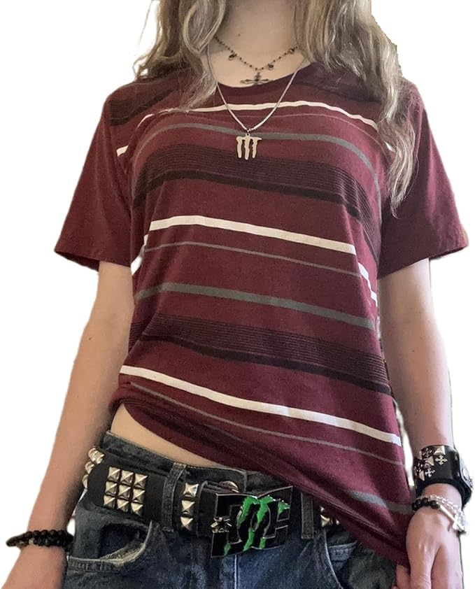 Gothic Tees for Women Y2K Grunge Graphic Short Sleeve Crew Neck T-Shirts 90s Vintage Aesthetic Emo Clothes