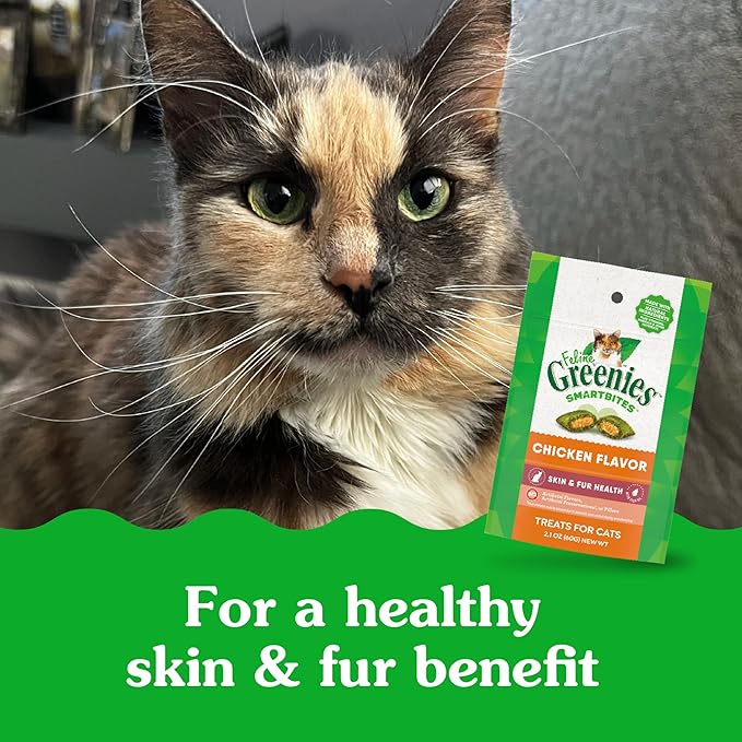 Greenies Feline Smartbites Skin & Fur Health Crunchy and Soft Cat Treats, Chicken Flavor, 2.1 oz. Pack