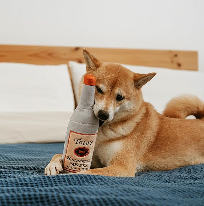 Nestpark Toto's Plush Squeaky Crinkle Dog Toy - Funny Dog Gifts for Medium, Small and Large Dogs - Cute Stuffed Toys for Dog Birthdays