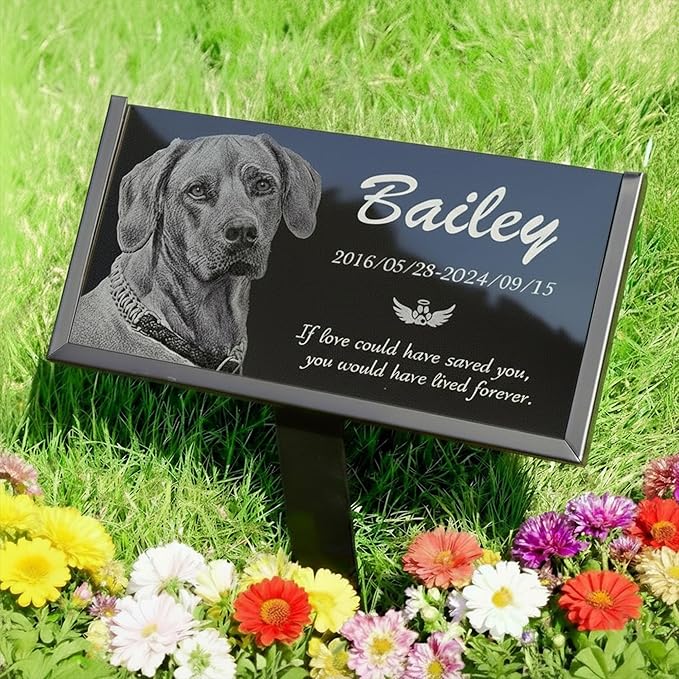 Personalized Black Granite pet Memorial Stone, Garden Plaque Engraved with Photo for Dogs, Customized Headstone for Cemetery Decoration, Memorial Gifts for Loss of Dog, Cats and Family Pets