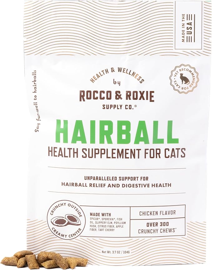 Rocco & Roxie Hairball Treatment for Cats, Cat Hairball Remedy, Crunchy Treats for Cats with a Creamy Center, Furball Control, Chicken Flavored Hair Ball Relief for Cat, Made in USA, Over 300 Chews