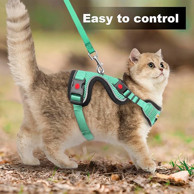 Cat Harness and Leash for Walking, Retractable Cat Harnesses and Leash Set Escape Proof, Breathable Soft Kitten Small Large Harness for Travel Training and Walking, Green, XS