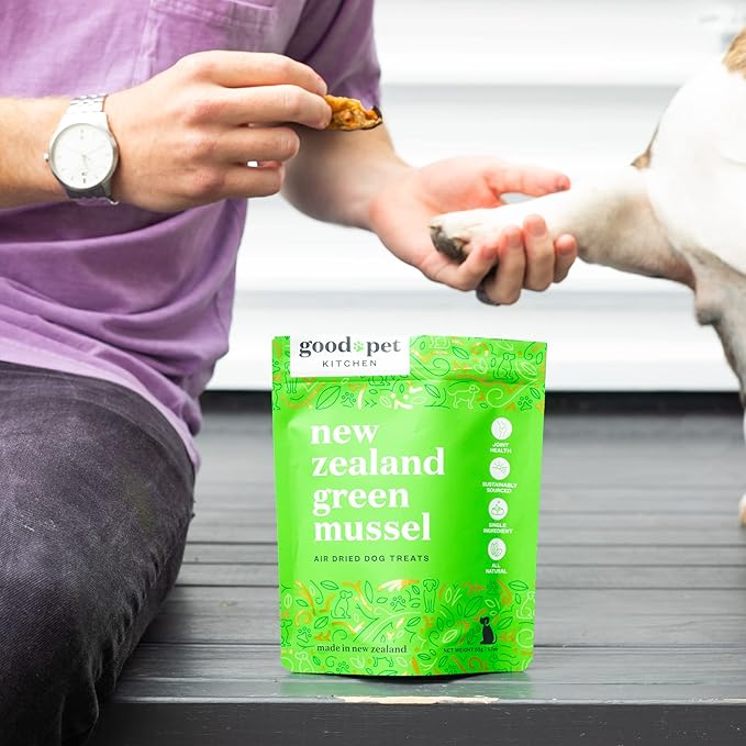 Pet Treats, Air-Dried, Natural, Single Ingredient Dog Treat, Grain Free, Sustainably Sourced Dog Treats, Toppers, Snacks, New Zealand Green Mussels 1.7 oz