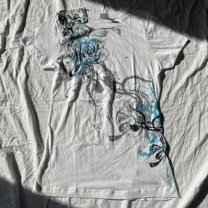 Gothic Tees for Women Y2K Grunge Graphic Short Sleeve Crew Neck T-Shirts 90s Vintage Aesthetic Emo Clothes