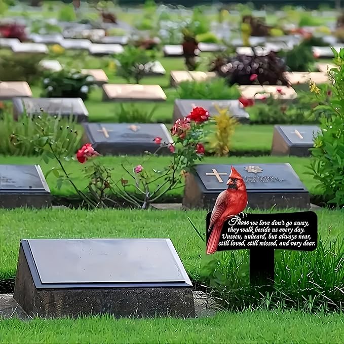 11.8 inch Cardinals Memorial Grave Markers Metal Cemetery Decorations Loss of Dad Mom Spouse Lover Relatives Family Members Garden Stakes Gravesite Plaque Waterproof Outdoors Lawn Yard Signs