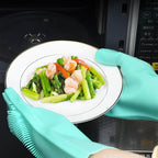 Pet Grooming Gloves，Heat-Resistant Silicone Gloves with High-Density Teeth for Enhanced Massaging and Bathing of Dogs and Cats (Green, 2 Pair)