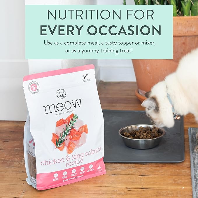 The New Zealand Natural Pet Food Co Meow Air Dried Cat Food - Chicken & King Salmon Recipe, Dry Cat Food, High Protein Meals, Treats & Toppers,26.5 oz